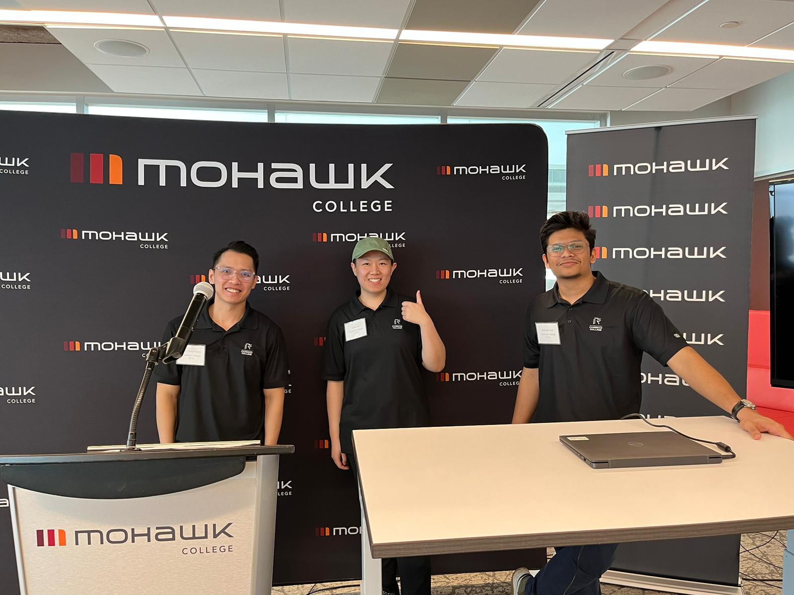 Best poster @ Mohawk HEAD Competition